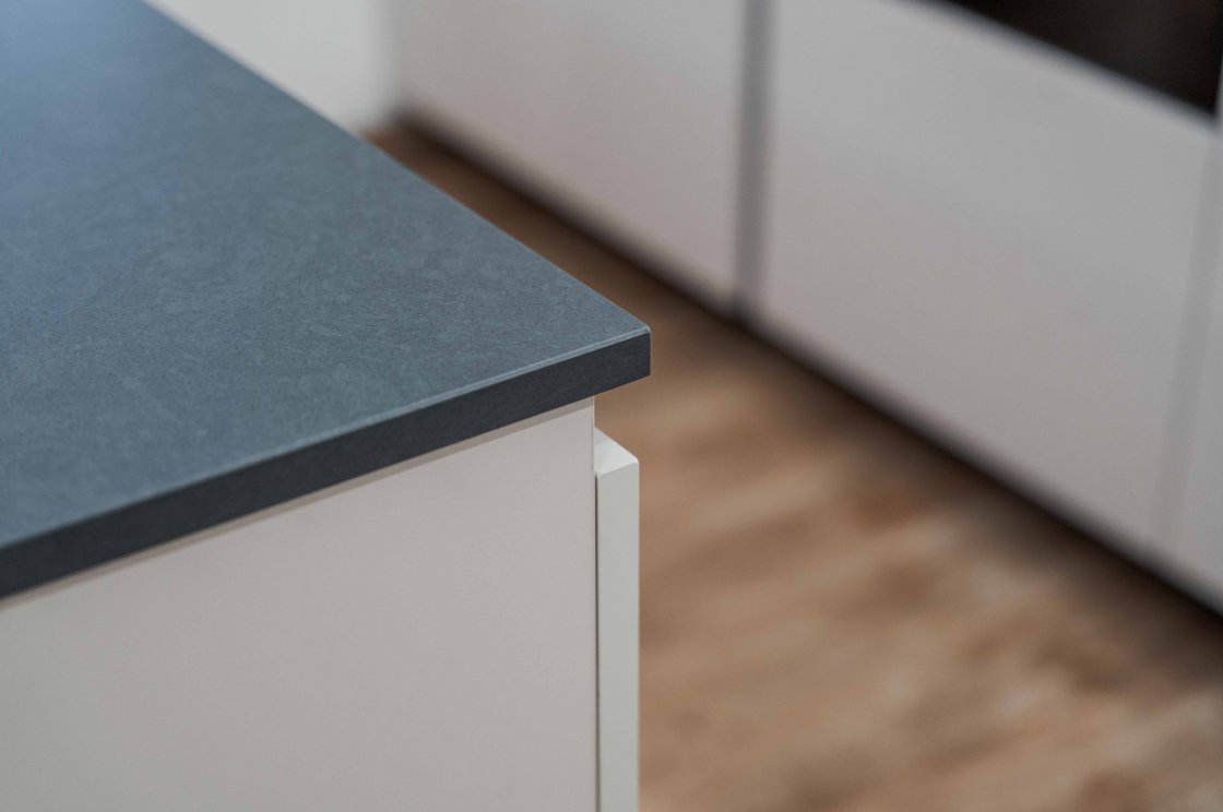 Tato kuchyňská linka byla zrealizována pro našeho zákazníka v České Třebové (autor projektu: Petr Švehlák – kuchyňské studio Litomyšl).